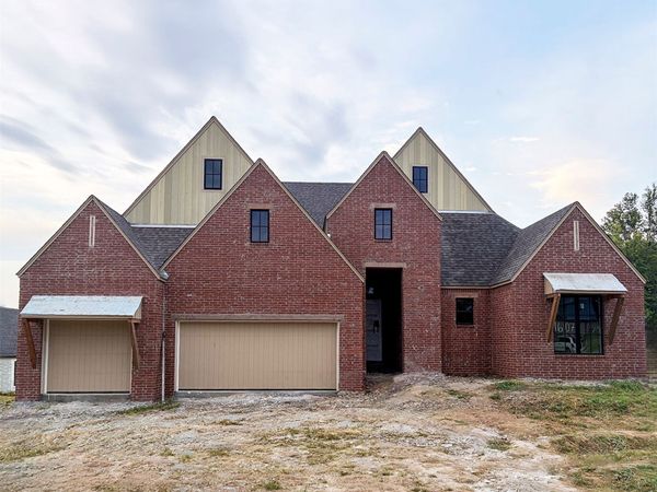 1607 Pinecrest Drive, Claremore, OK 74017