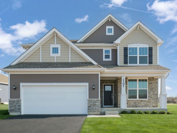 1101 Waterford Street, Algonquin, IL 60102