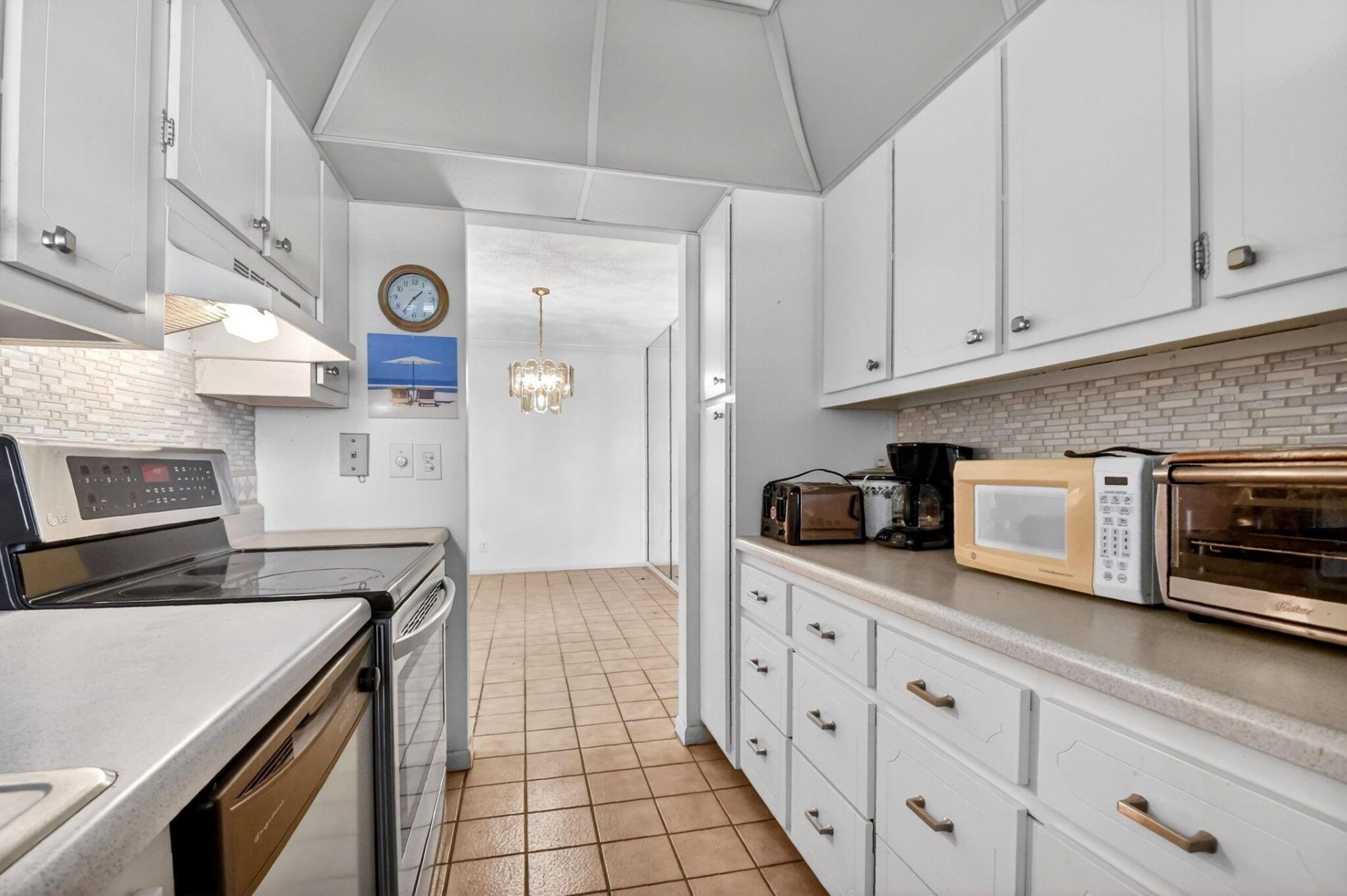 7293 W Oakridge Circle, Lake Worth, FL 33462 Photo