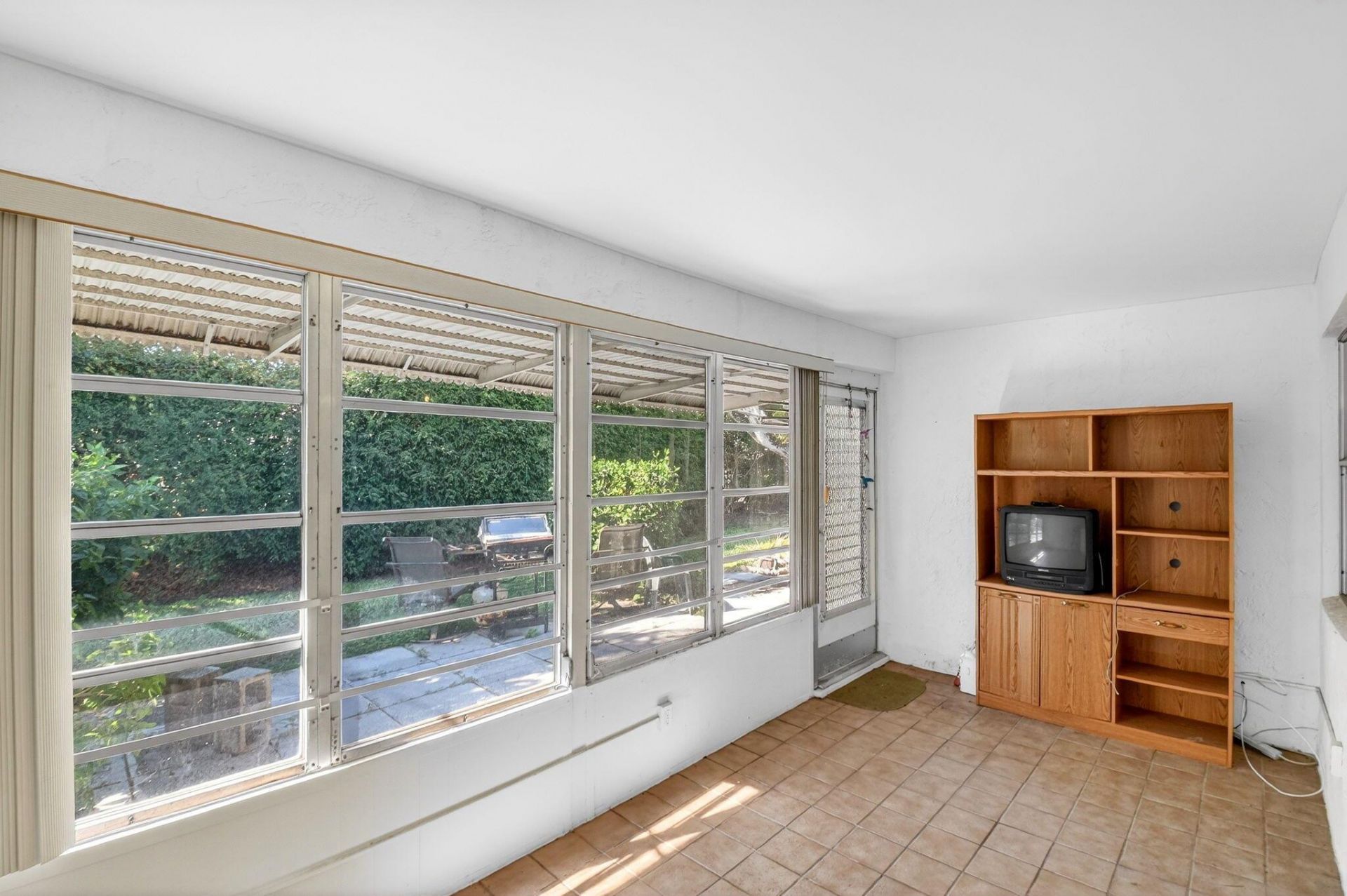 7293 W Oakridge Circle, Lake Worth, FL 33462 Photo