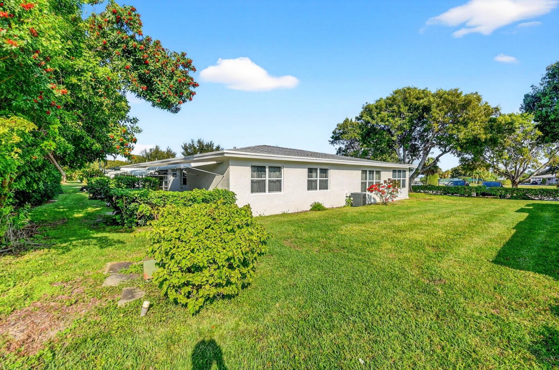 7293 W Oakridge Circle, Lake Worth, FL 33462 Photo