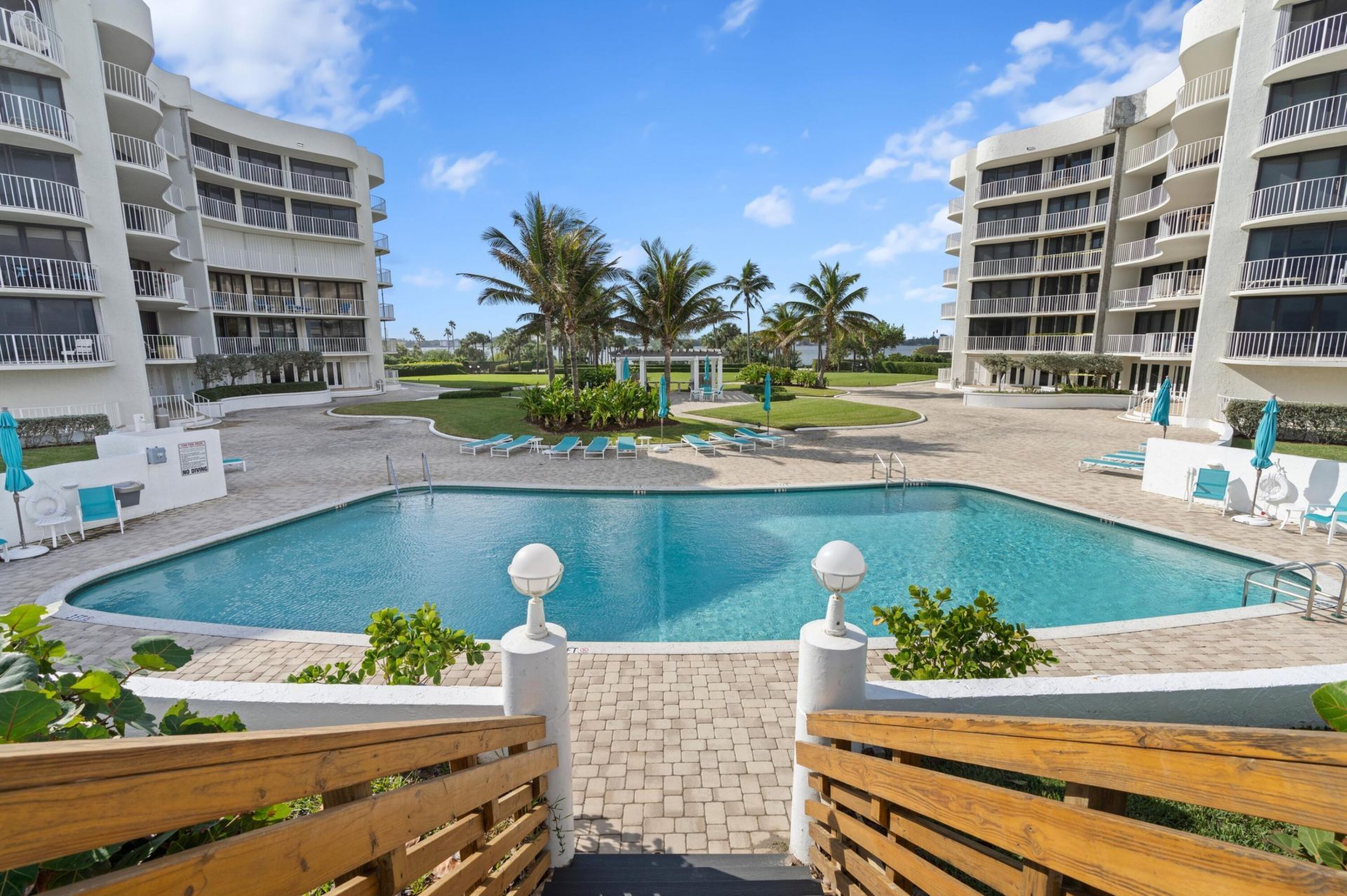 3360 S Ocean Boulevard, Unit 1dii, Palm Beach, FL 33480 Photo