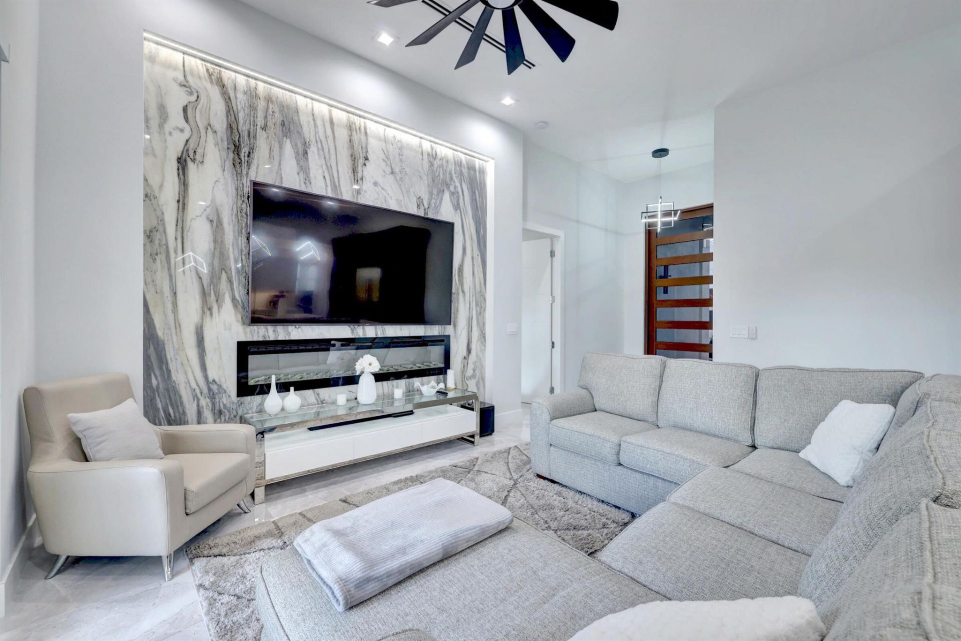 3291 SE West Snow Road, Port Saint Lucie, FL 34984 Photo