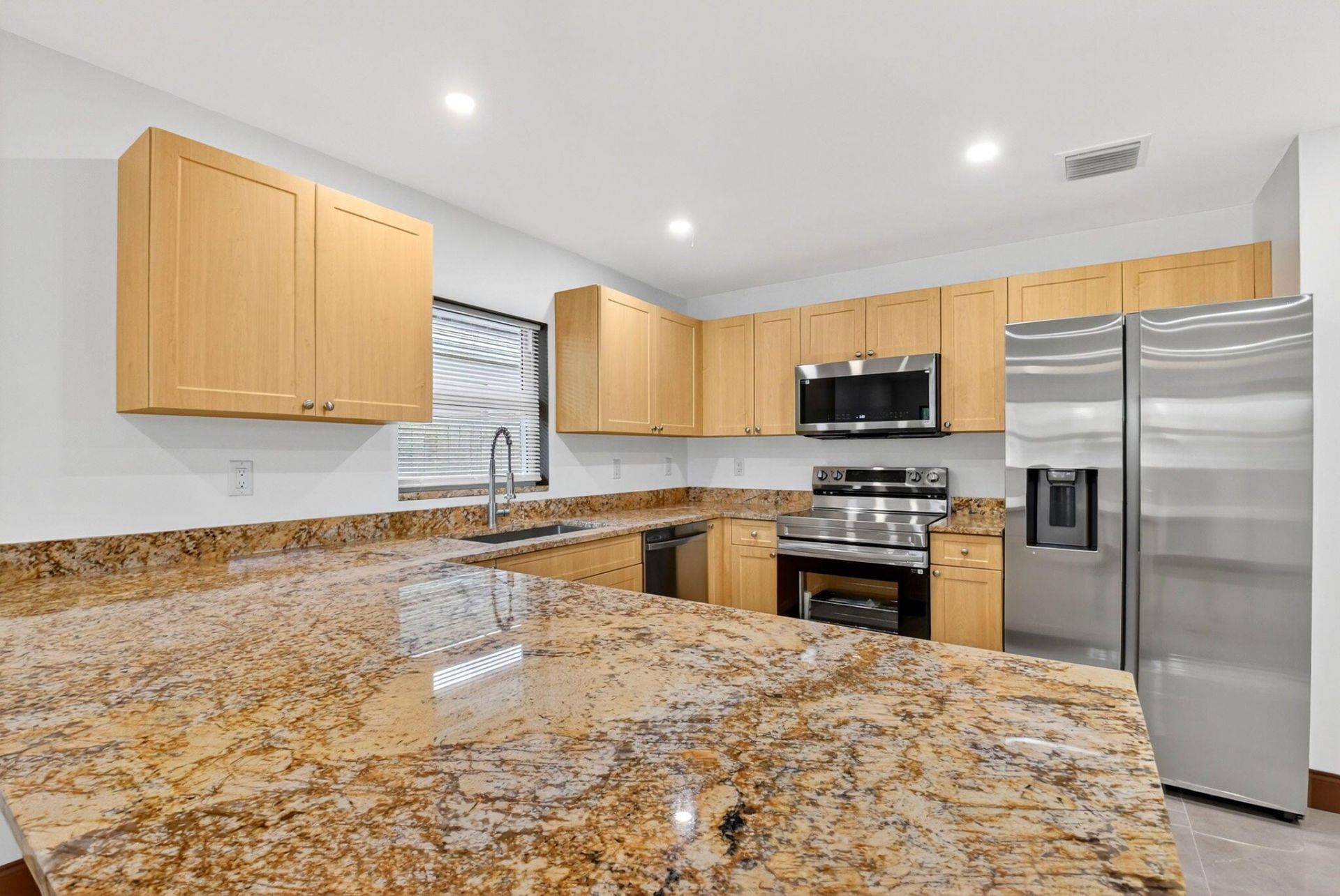 2932 Saginaw Avenue, West Palm Beach, FL 33409 Photo