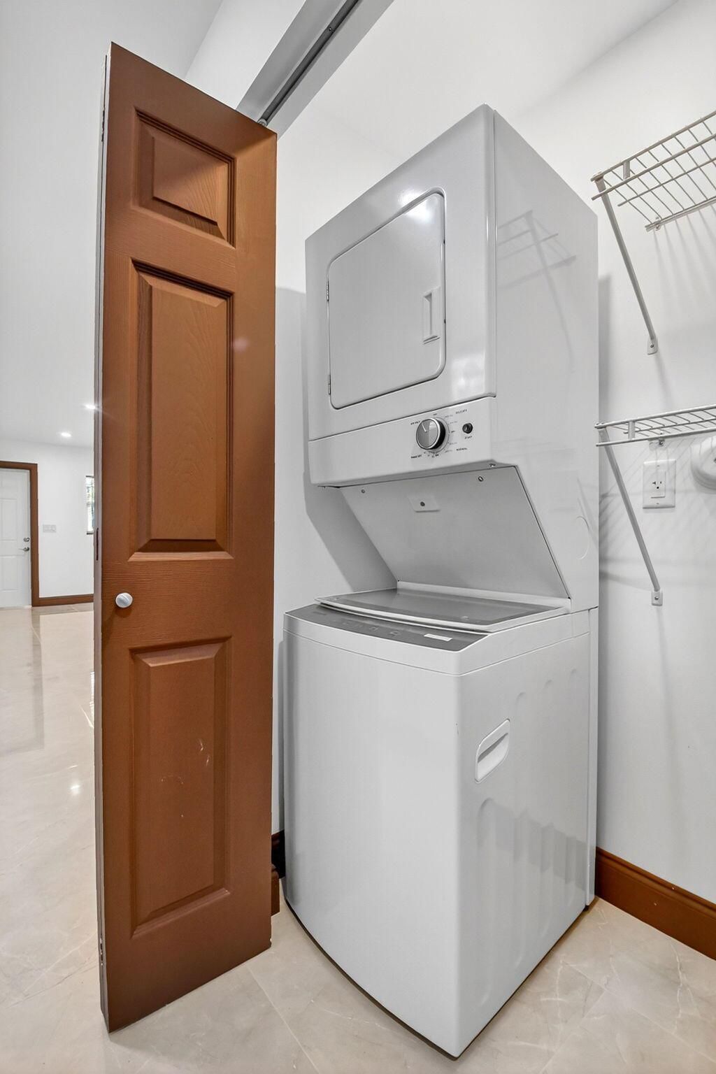 2932 Saginaw Avenue, West Palm Beach, FL 33409 Photo