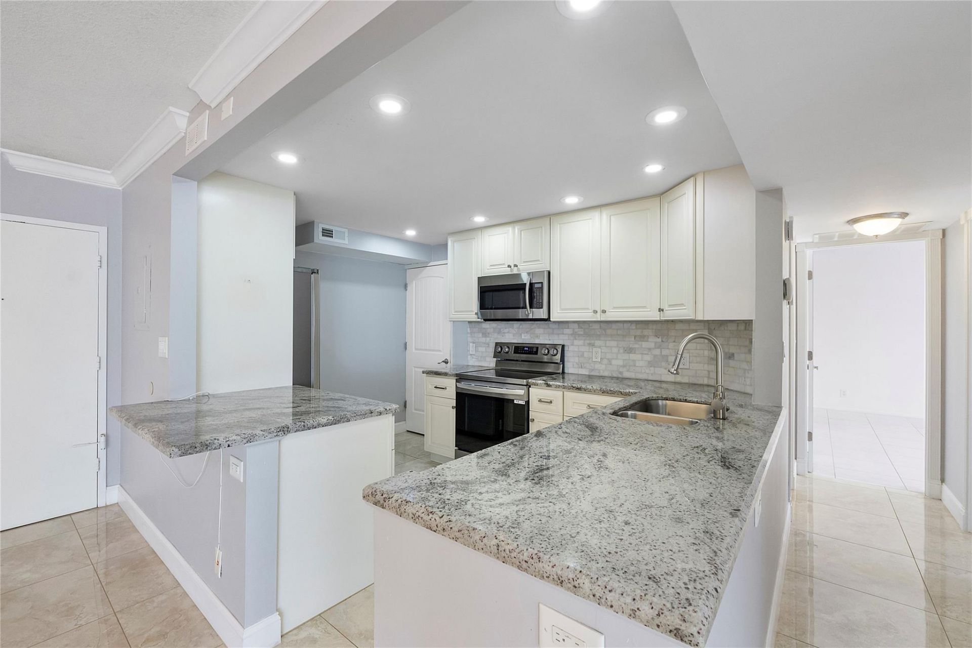 405 N Ocean Boulevard, Unit 708, Pompano Beach, FL 33062 Photo