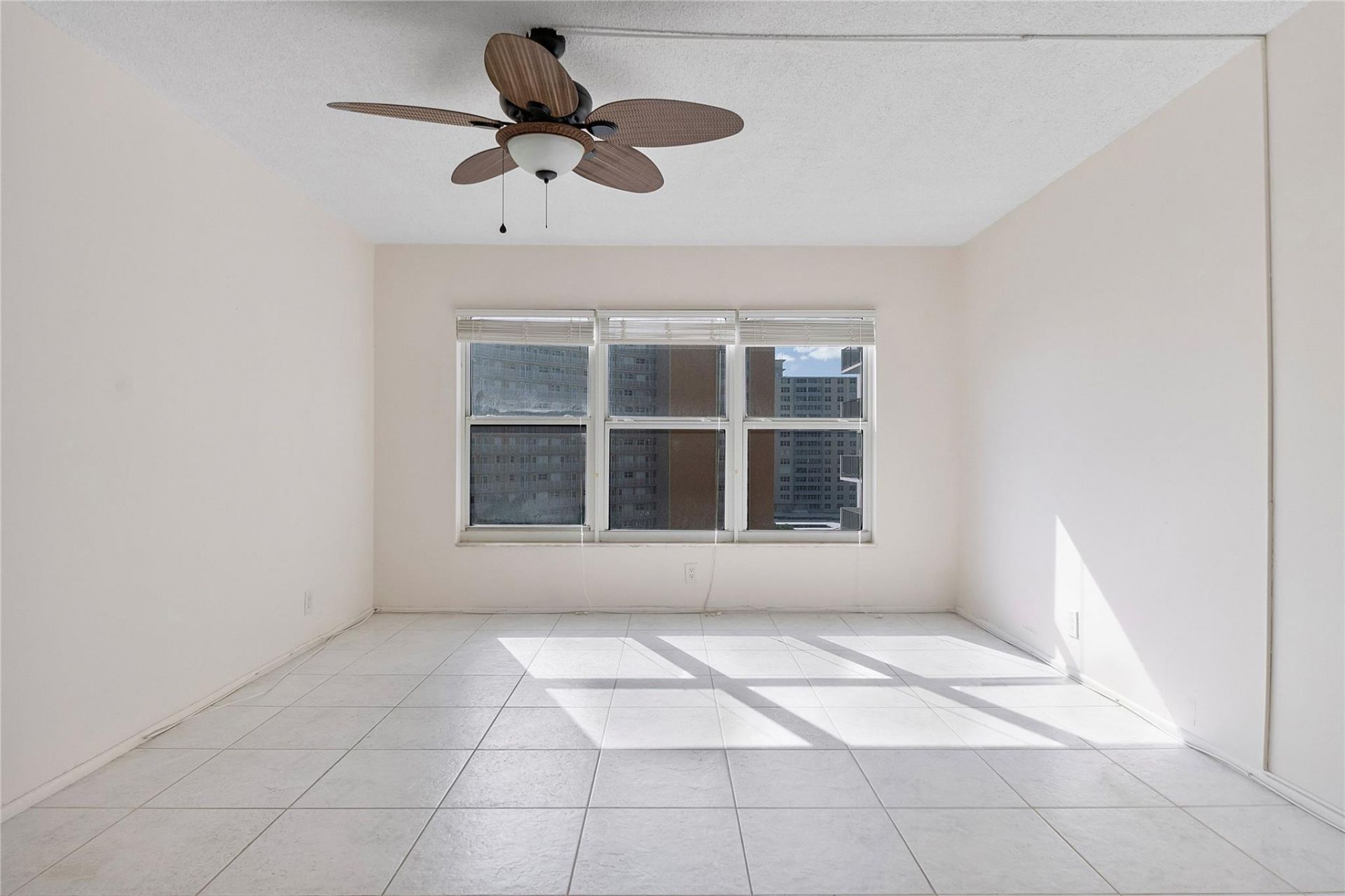 405 N Ocean Boulevard, Unit 708, Pompano Beach, FL 33062 Photo