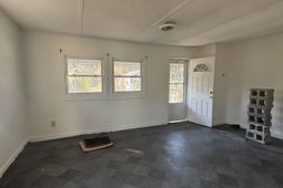 889 Chitwood Street photo 4