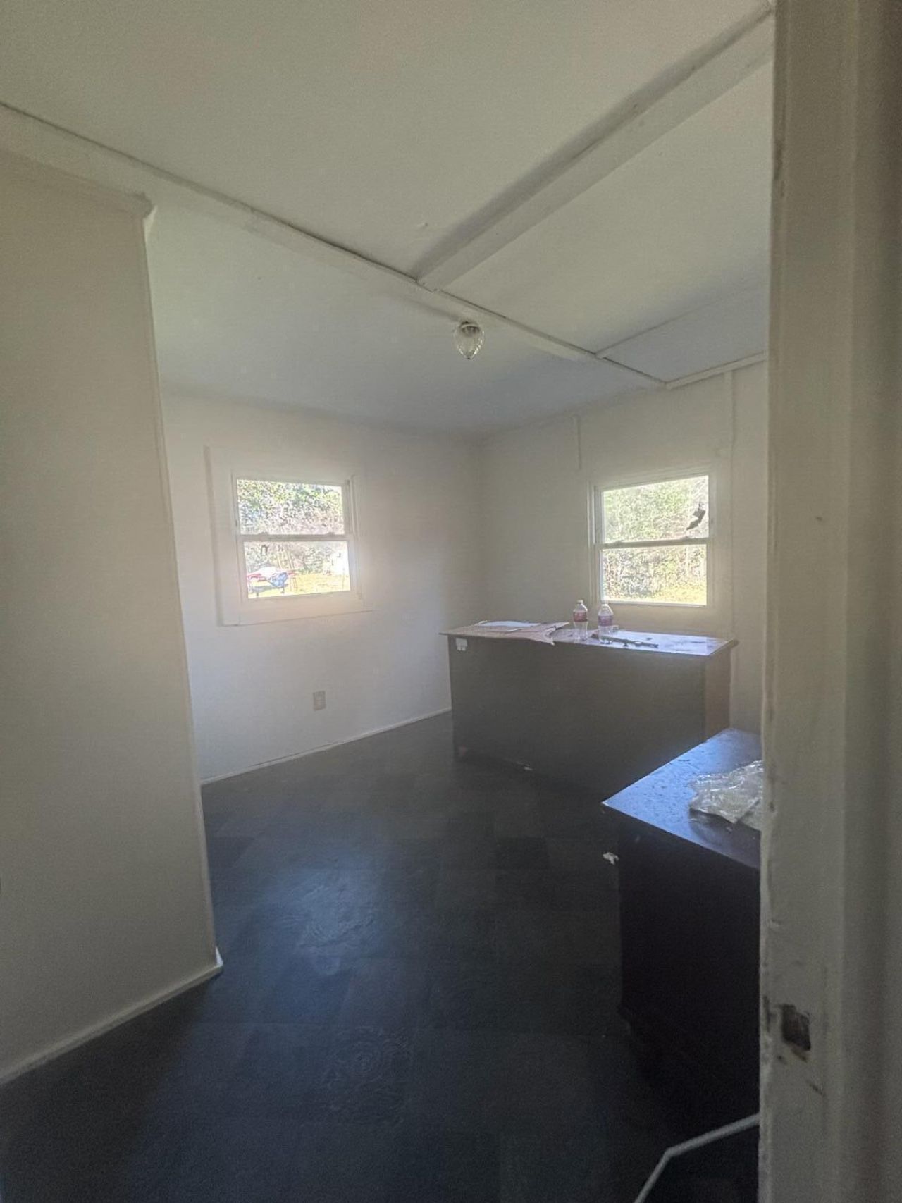 889 Chitwood Street Photo 5