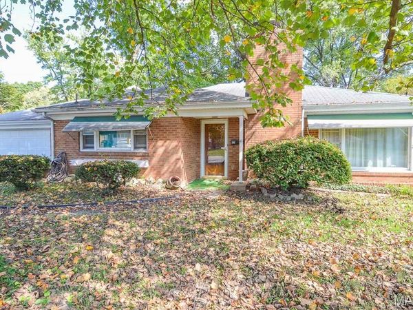 245 Oliver Lee Drive, Belleville, IL 62223