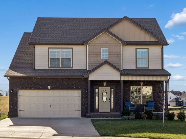 542 Low Country Ct, Clarksville, TN 37042