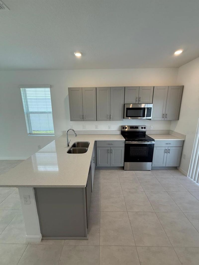2976 Skyline Loop, Kissimmee, FL 34758 Photo