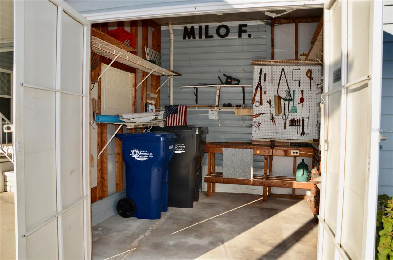 8476 Imperial Circle, Palmetto, FL 34221 Photo