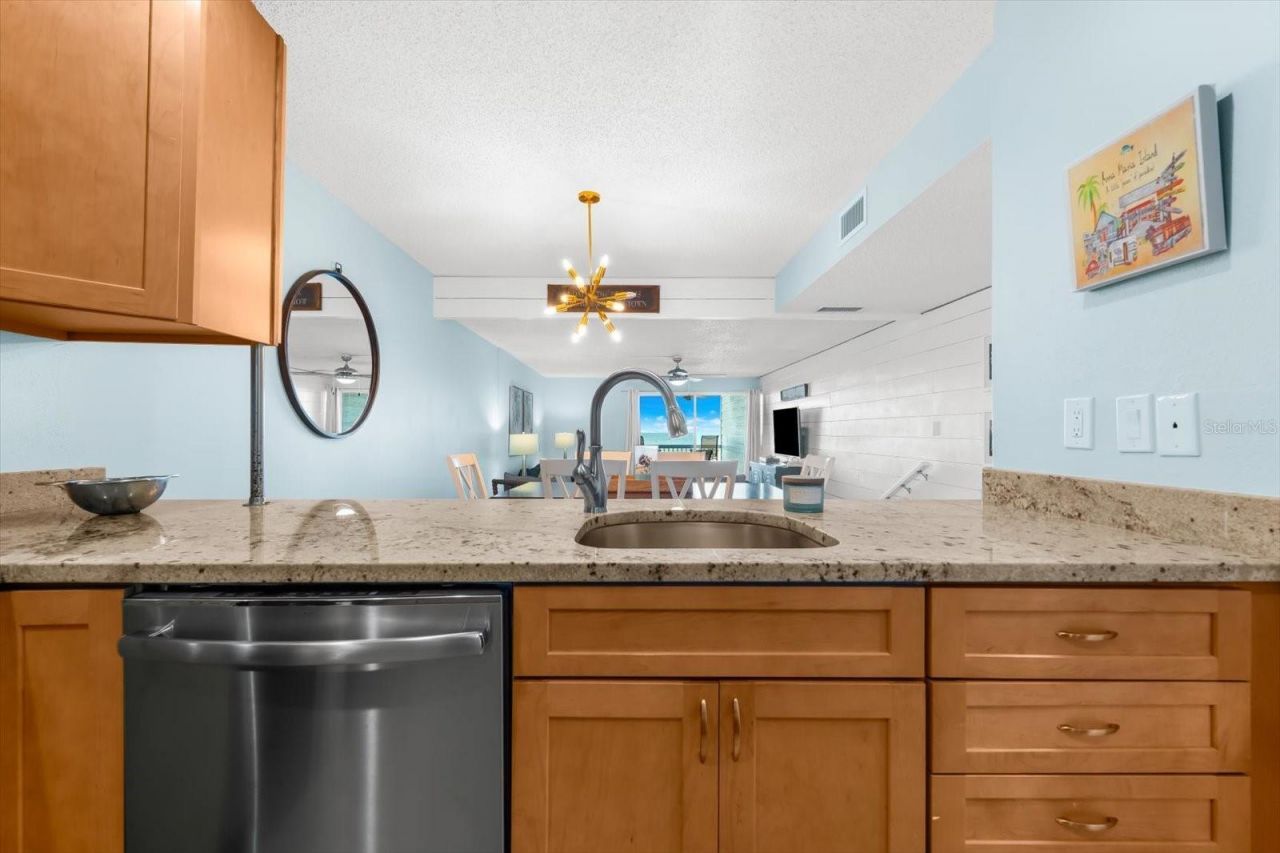 102 68th Street, Unit 102, Holmes Beach, FL 34217 Photo