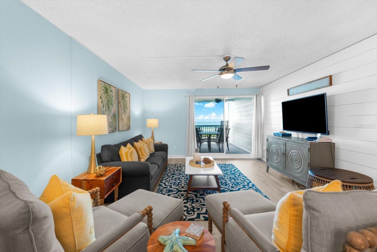 102 68th Street, Unit 102, Holmes Beach, FL 34217 Photo