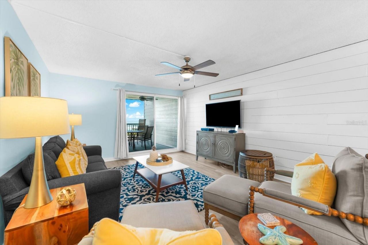 102 68th Street, Unit 102, Holmes Beach, FL 34217 Photo