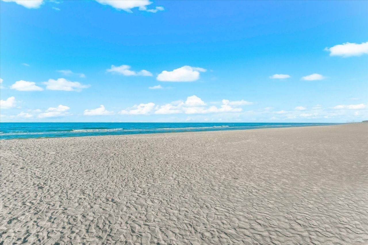 102 68th Street, Unit 102, Holmes Beach, FL 34217 Photo