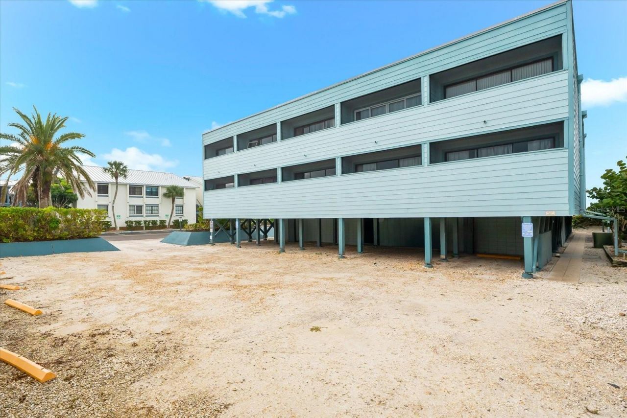 102 68th Street, Unit 102, Holmes Beach, FL 34217 Photo