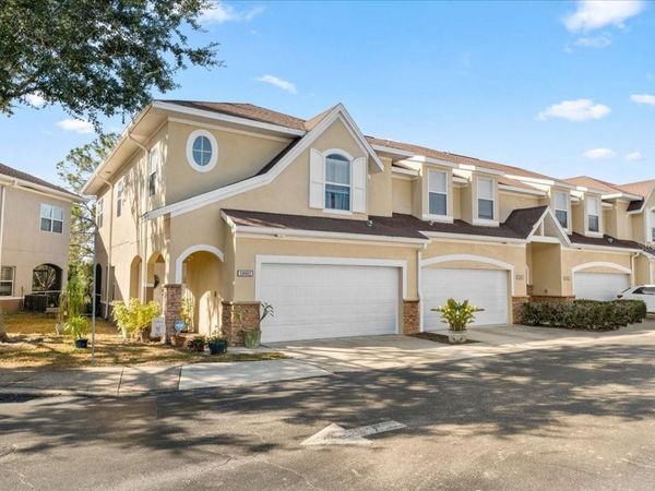 18002 NEW WALES PLACE, TAMPA, FL 33647