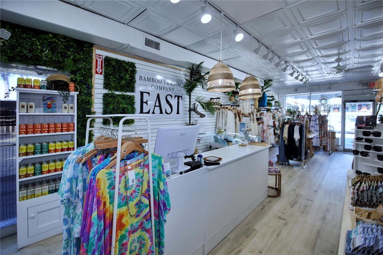 413 Flagler Avenue, New Smyrna Beach, FL 32169 Photo