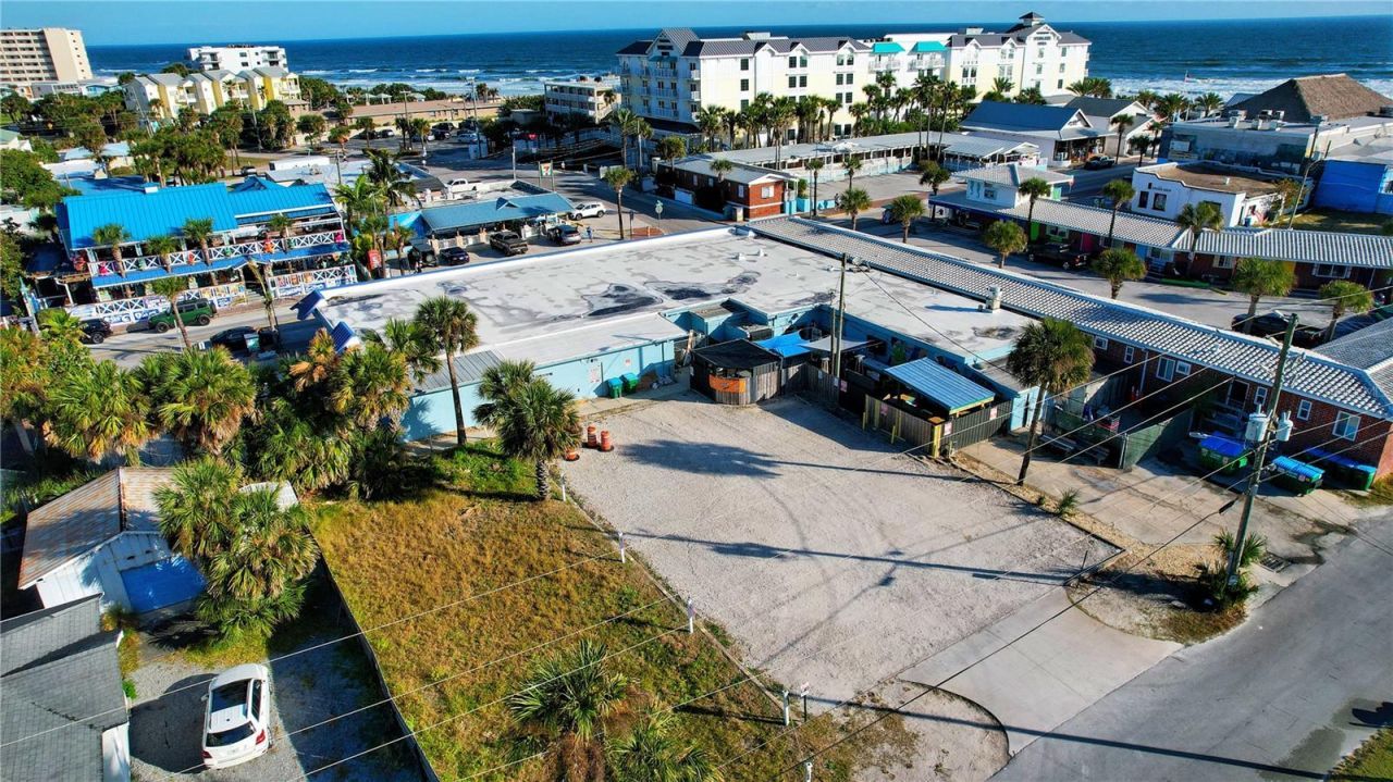 413 Flagler Avenue, New Smyrna Beach, FL 32169 Photo