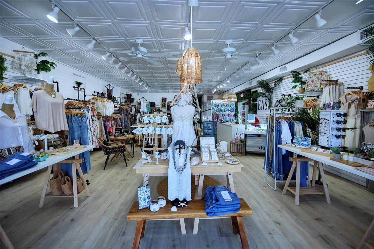 413 Flagler Avenue, New Smyrna Beach, FL 32169 Photo