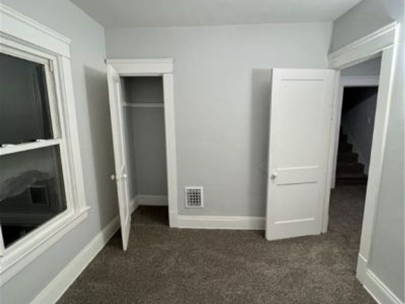 9003 Kempton Avenue, Cleveland, OH 44108 Photo 16