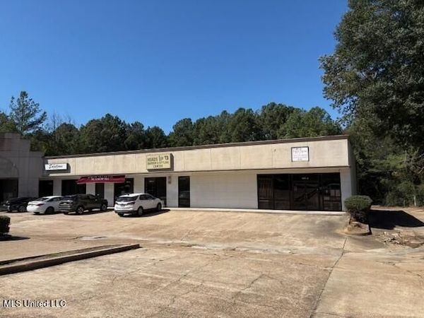 4611 Terry Road, Jackson, MS 39212