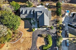 24 Chapin Circle photo 4