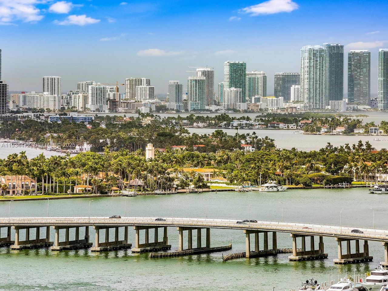 800 S Pointe Dr, Unit 2103, Miami Beach, FL 33139 Photo