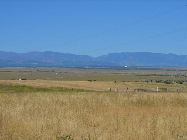 Red Creek Springs E , Pueblo, CO 81005