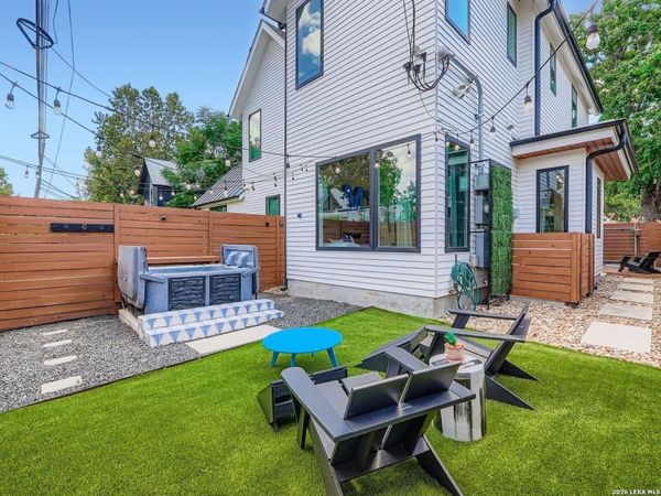 512 Sacramento Dr, Unit A, Unit A, Austin, TX 78704