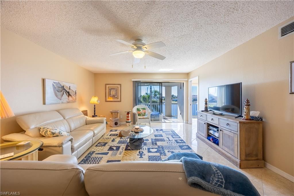 304 Tudor Dr, Unit 7, Cape Coral, FL 33904 Photo