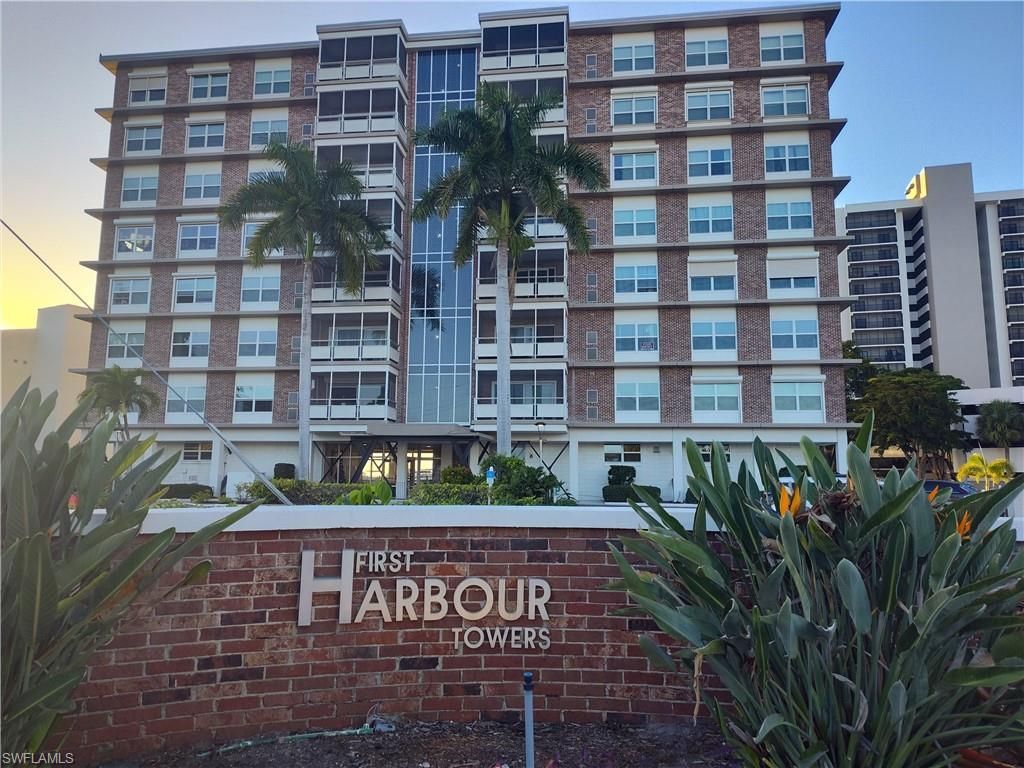 2350 W 1st St, Unit 203, Fort Myers, FL 33901 Photo