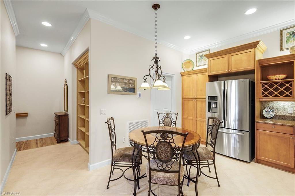 8524 Via Lungomare Cir, Unit 206, Estero, FL 33928 Photo