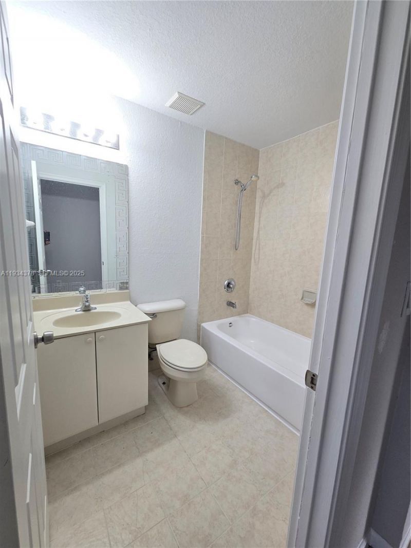 1410 SE 24th Ct, Unit 371, Homestead, FL 33035 Photo