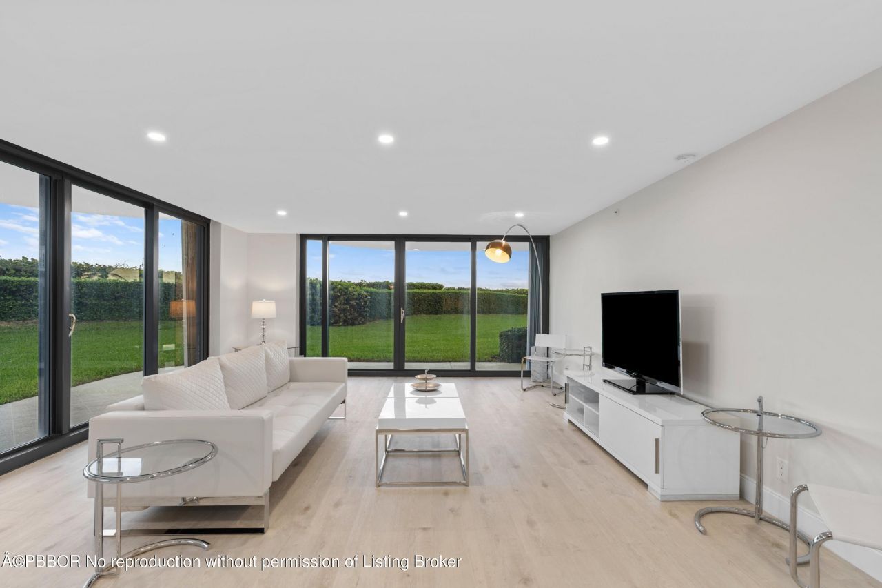 3360 S Ocean Boulevard, Unit 1DII, Palm Beach, FL 33480 Photo