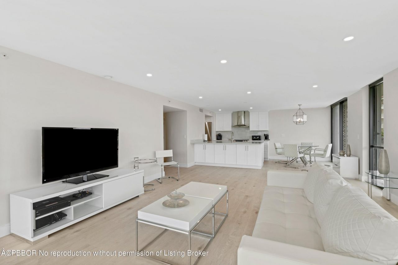 3360 S Ocean Boulevard, Unit 1DII, Palm Beach, FL 33480 Photo