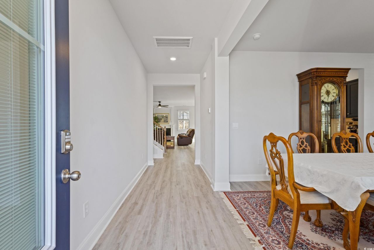 4070 Rutherford Ct. Photo 6