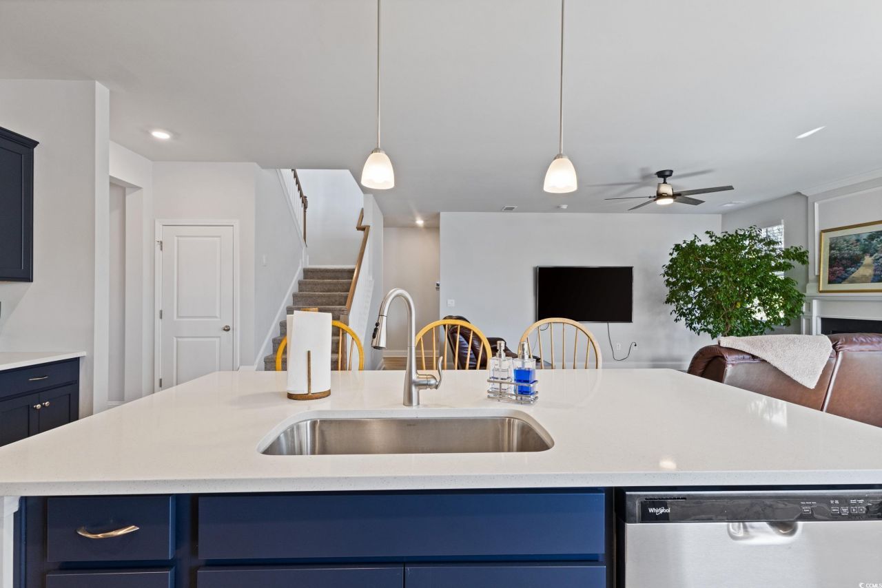 4070 Rutherford Ct. Photo 8