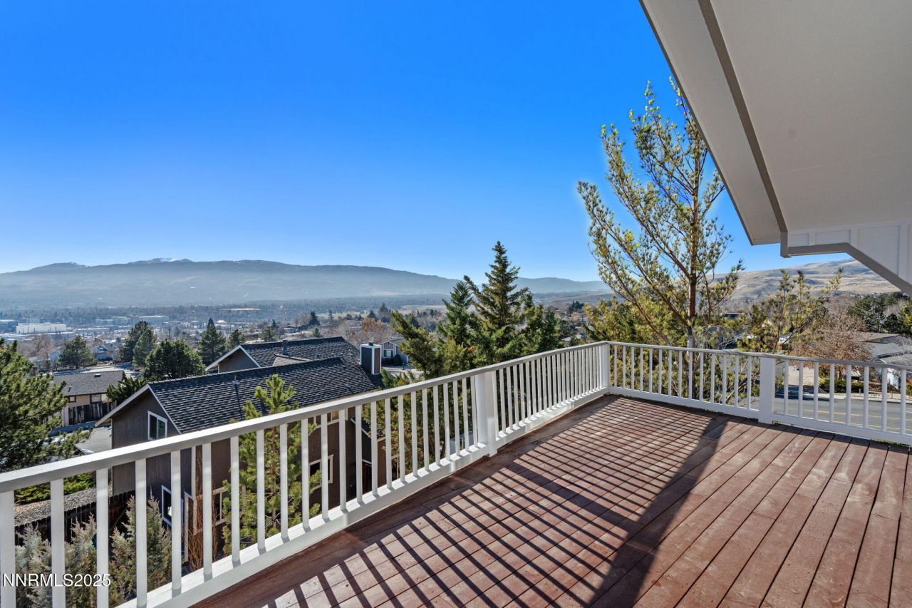 3400 Socrates Drive, Reno, NV 89512 Photo