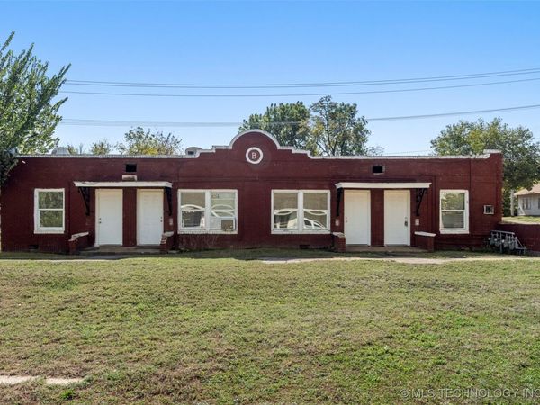 820 S 6th, Ponca City, OK 74601