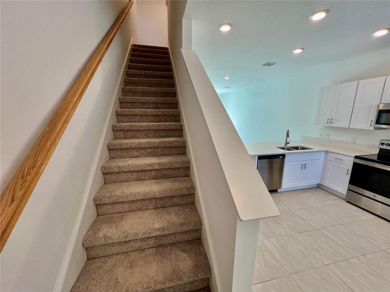 2008 Viewfinder Street, Kissimmee, FL 34758 Photo