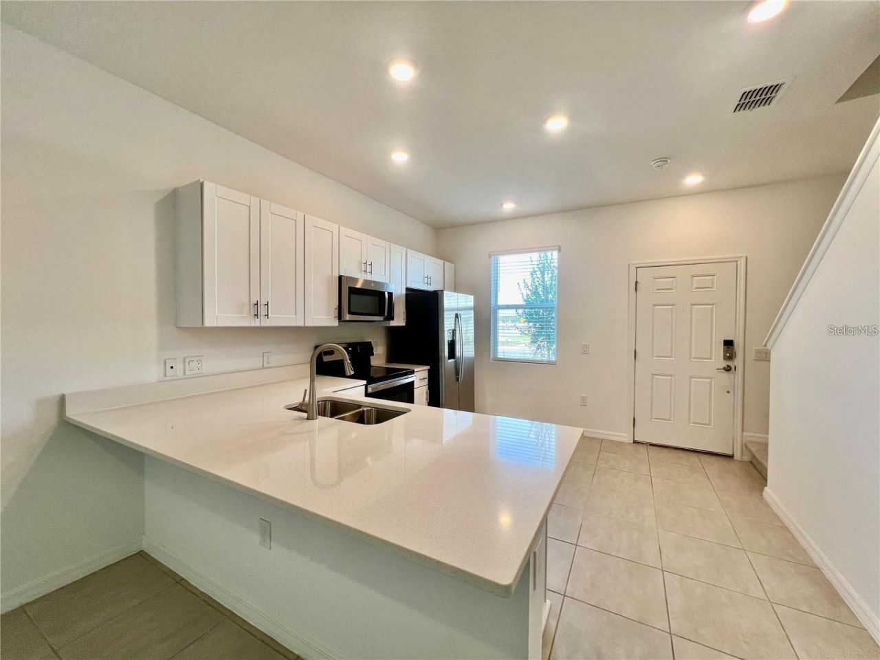 2008 Viewfinder Street, Kissimmee, FL 34758 Photo