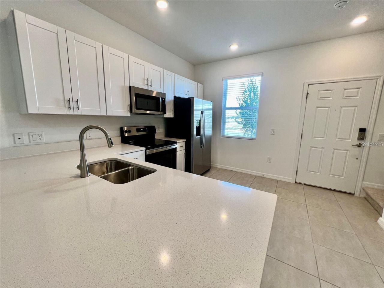 2008 Viewfinder Street, Kissimmee, FL 34758 Photo