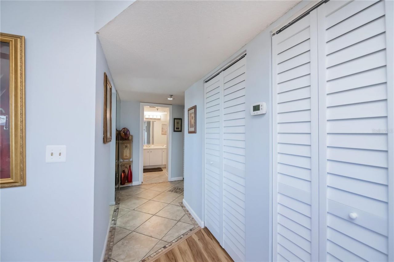 1001 Benjamin Franklin Drive, Unit 406, Sarasota, FL 34236 Photo