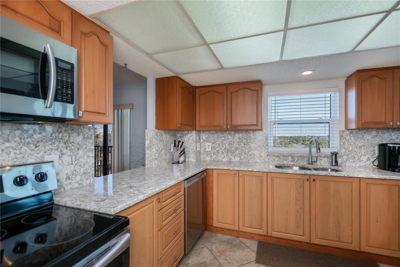 1001 Benjamin Franklin Drive, Unit 406, Sarasota, FL 34236 Photo