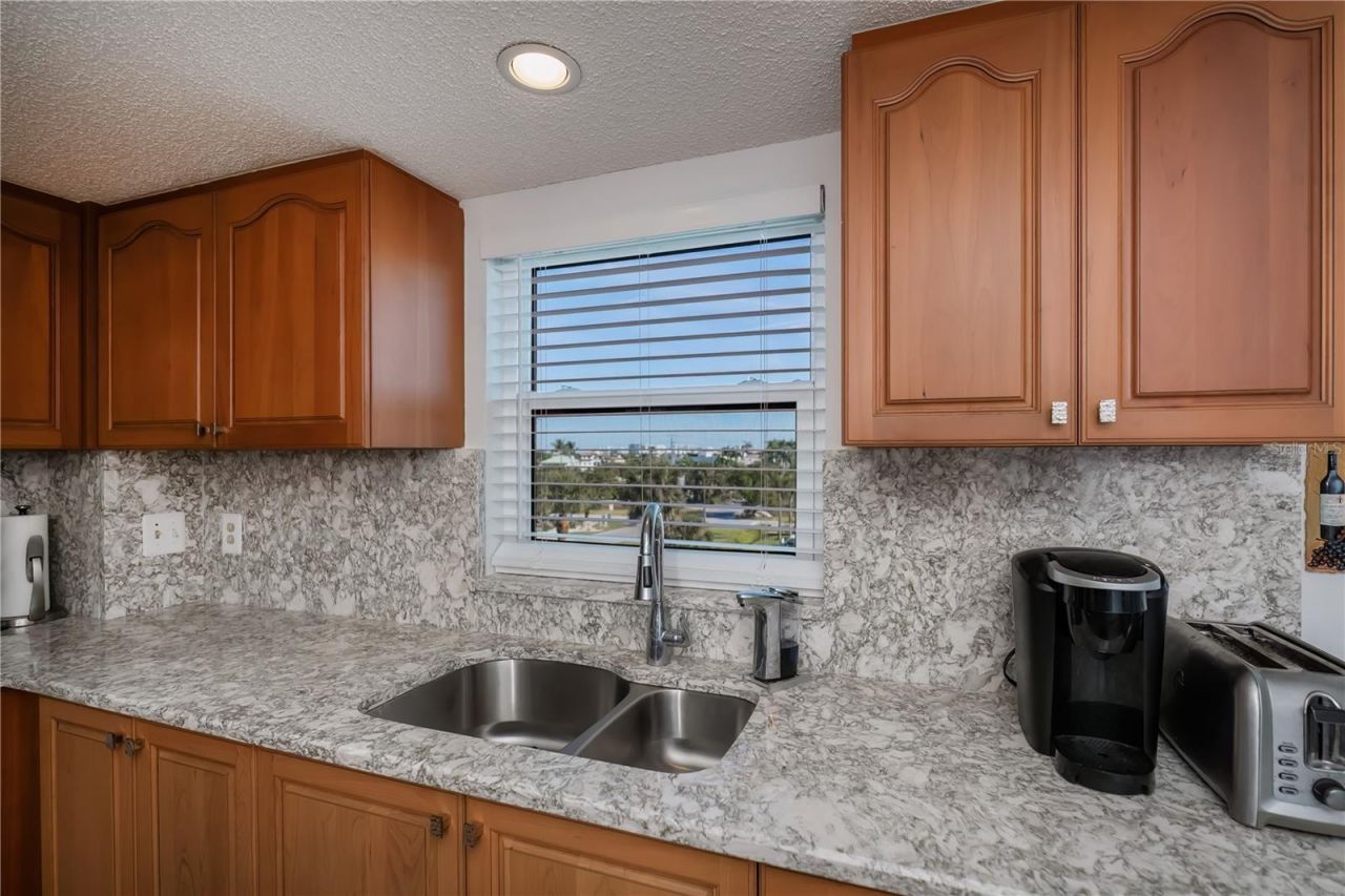 1001 Benjamin Franklin Drive, Unit 406, Sarasota, FL 34236 Photo
