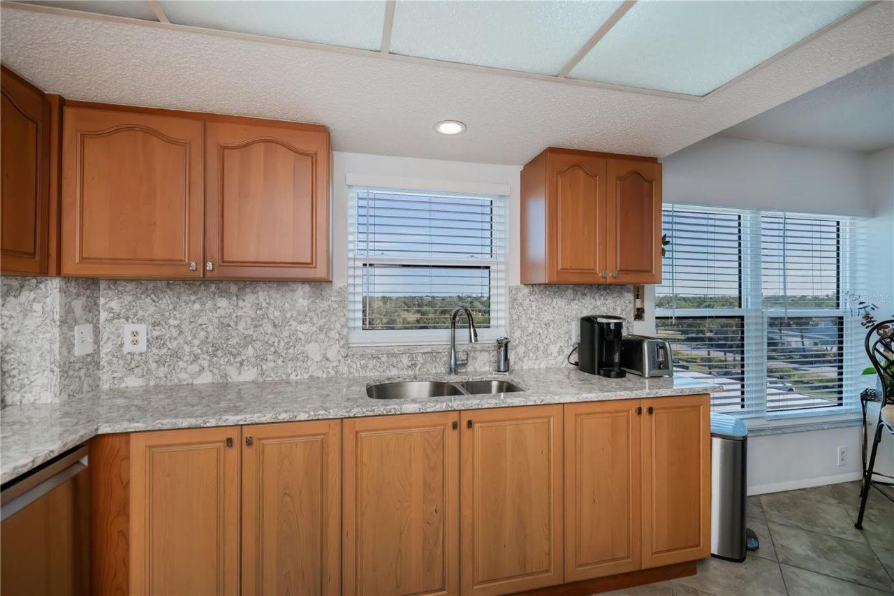 1001 Benjamin Franklin Drive, Unit 406, Sarasota, FL 34236 Photo