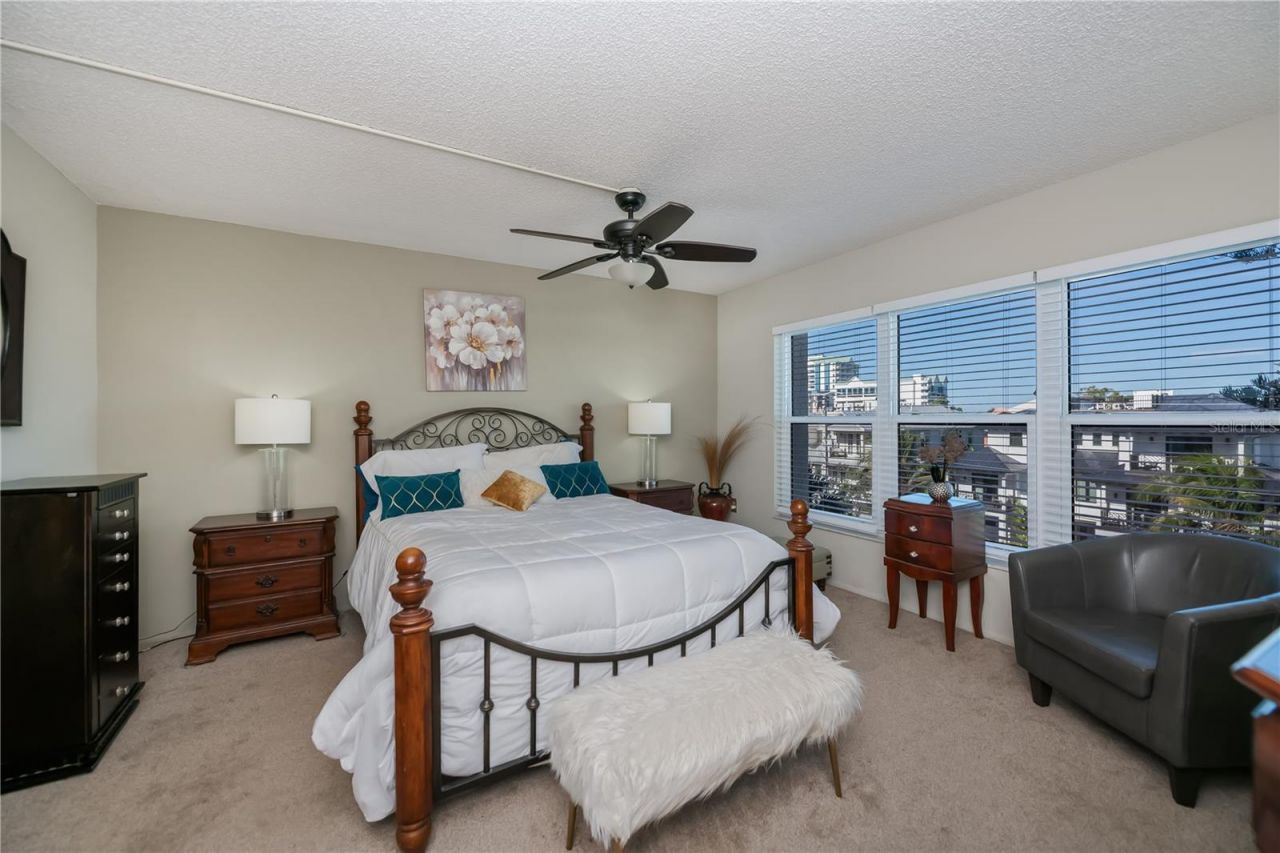 1001 Benjamin Franklin Drive, Unit 406, Sarasota, FL 34236 Photo
